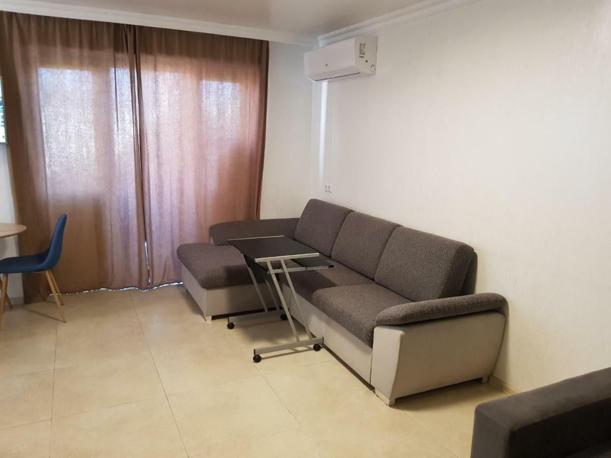 Appartamento Rustaveli 10/101 Batumi Esterno foto