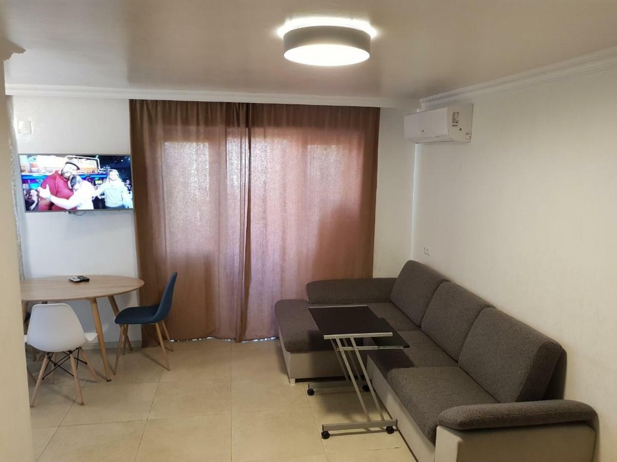 Appartamento Rustaveli 10/101 Batumi Esterno foto
